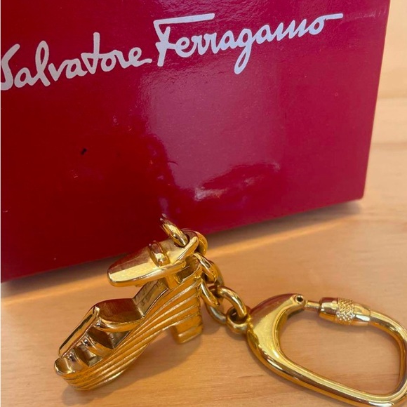 Salvatore Ferragamo vintage reddish/brown (rust) Leather crossbody bag Rank A - Picture 11 of 14